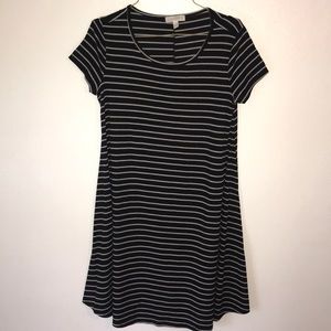 •Nordstrom• scoop neck t-shirt tunic dress